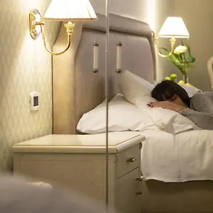 Hotel La, Volterra